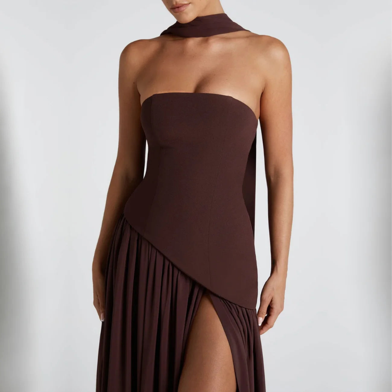 Algarve | Vestido Longo Elegante com Echarpe vt326